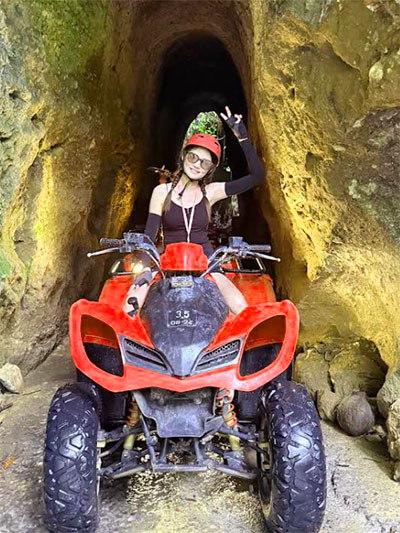 MELISSA– TRAVELER